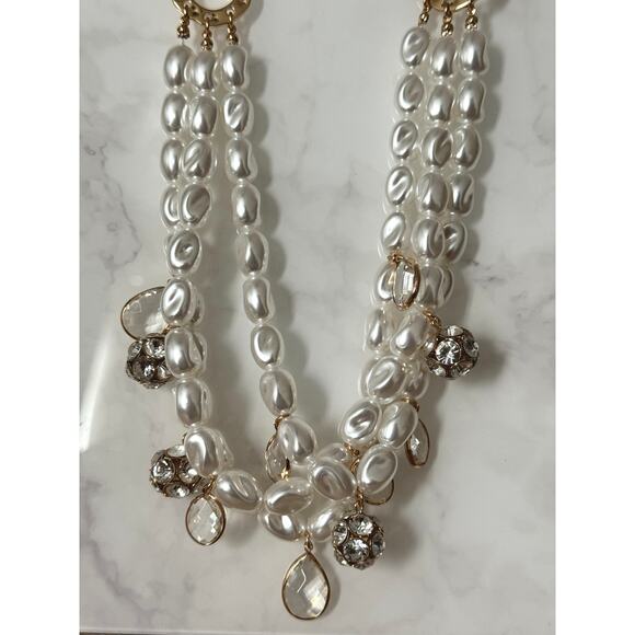 Lilly Pulitzer Necklace - Picture 1 of 1